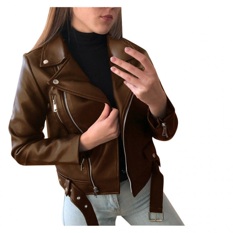 Lederjacke Damen Biker Stil mit Nieten und Zierbesatz