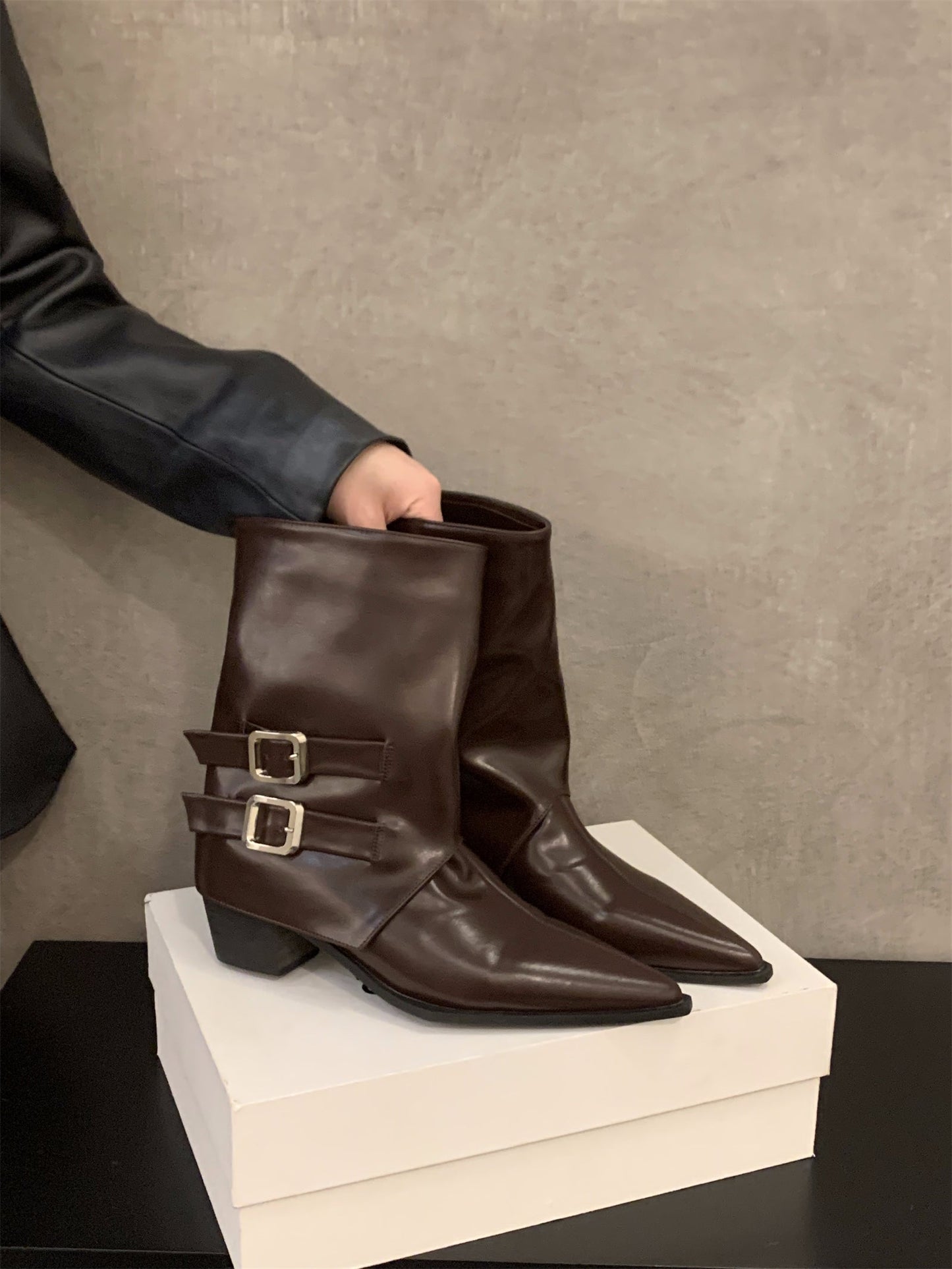 Damenstiefeletten Elegantes Design Spitzer Absatz
