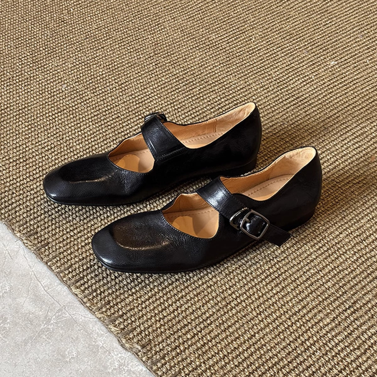 Elegante Damen Schuhe mit Riemenverschluss Modern