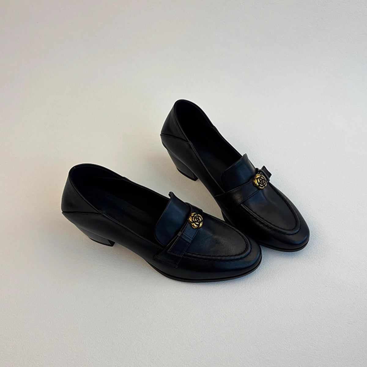 Damen Mokassins mit Schmuck Luxus Elegante Schuhe