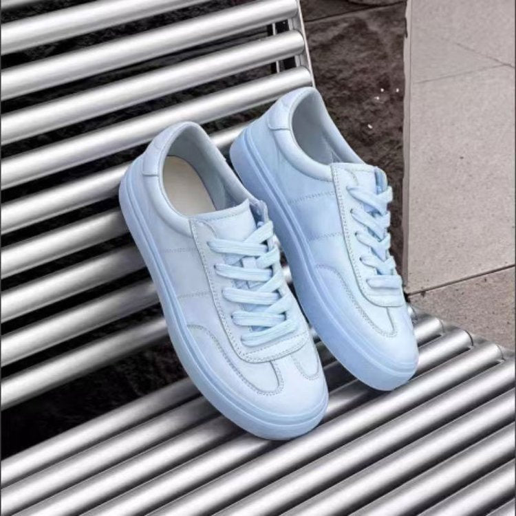 Damen Sneaker Sportlich Casual Glänzend Weiße Sneaker - BerlinGlamour