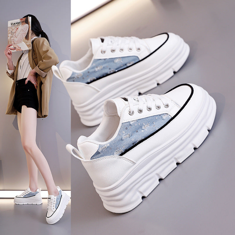 Damen Sneaker Plattform Schuhe Hoch mit Denim Akzent - BerlinGlamour