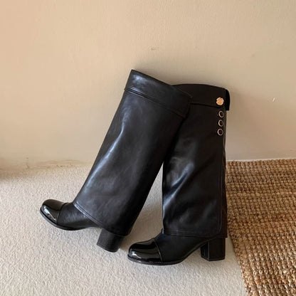 Damen Stiefel Elegante Blockabsatz Knöpfchen Detail Schuhe