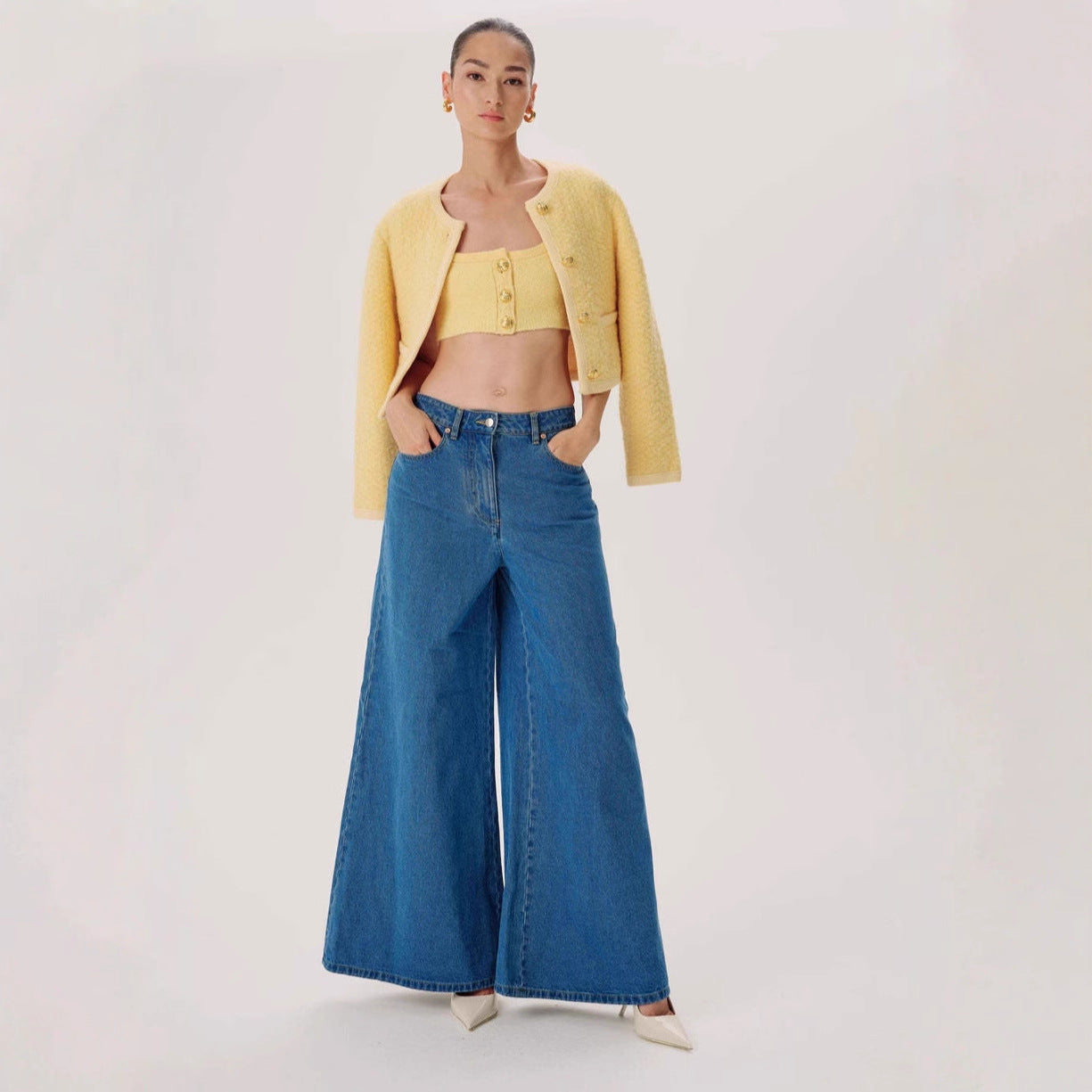 Damen Jeanshose Weit Bequem Moderner Schnitt - BerlinGlamour