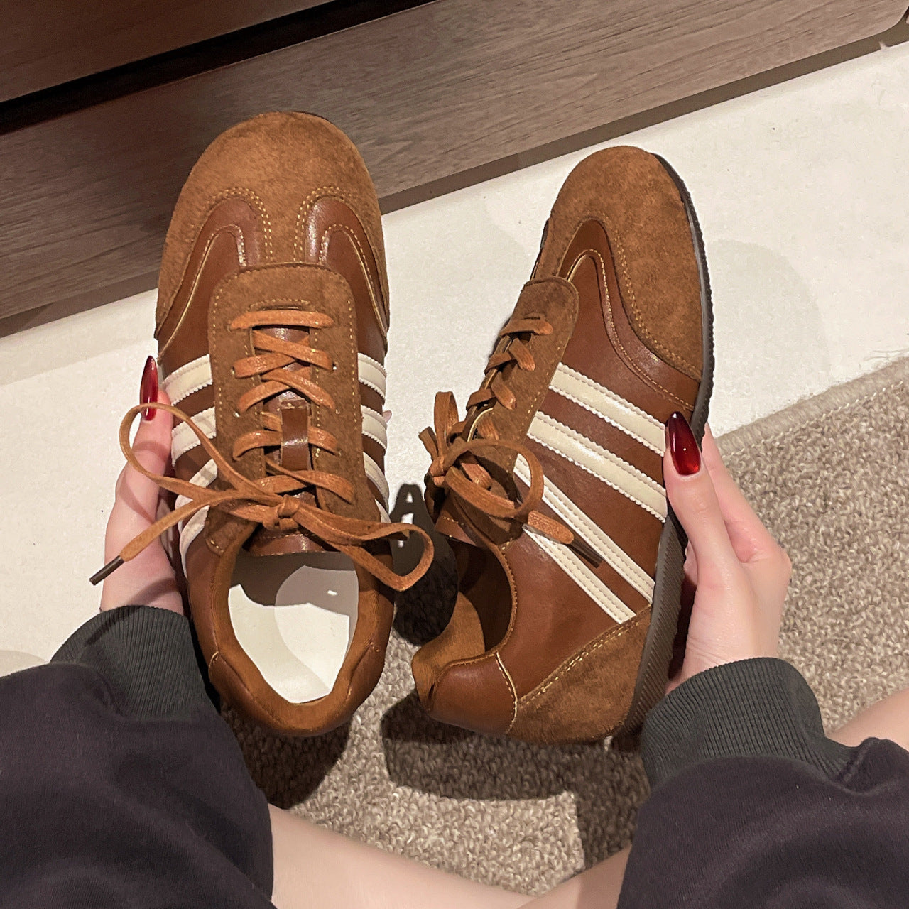 Damen Sneaker Retro Style Sportlich Heidi Schuhe