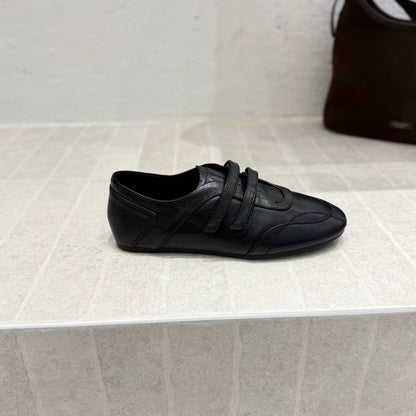 Damen Sneaker modisch mit Klettverschluss und ergonomischem Design
