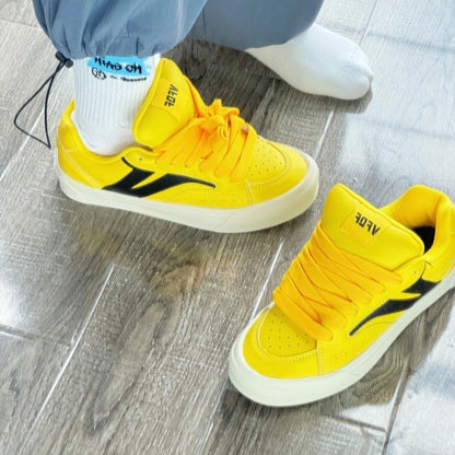 Damen Sneaker Trendy Schnürschuhe Sportlich Mode