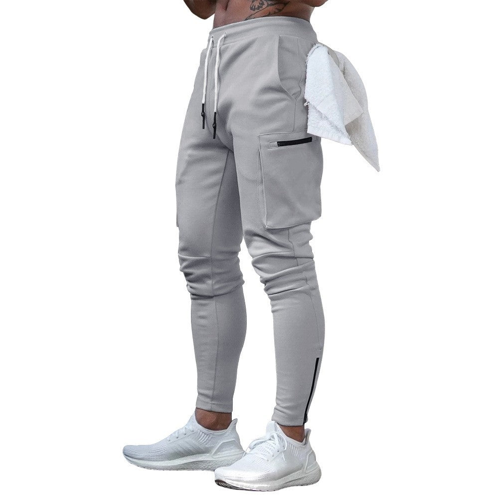 Herren Jogginghose Sportlich Slim Fit mit Reißverschlusstaschen - BerlinGlamour