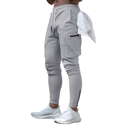 Herren Jogginghose Sportlich Slim Fit mit Reißverschlusstaschen - BerlinGlamour