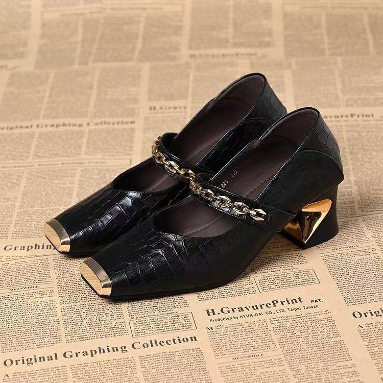 Damen Schuhe Blockabsatz Elegante Ketten Detail