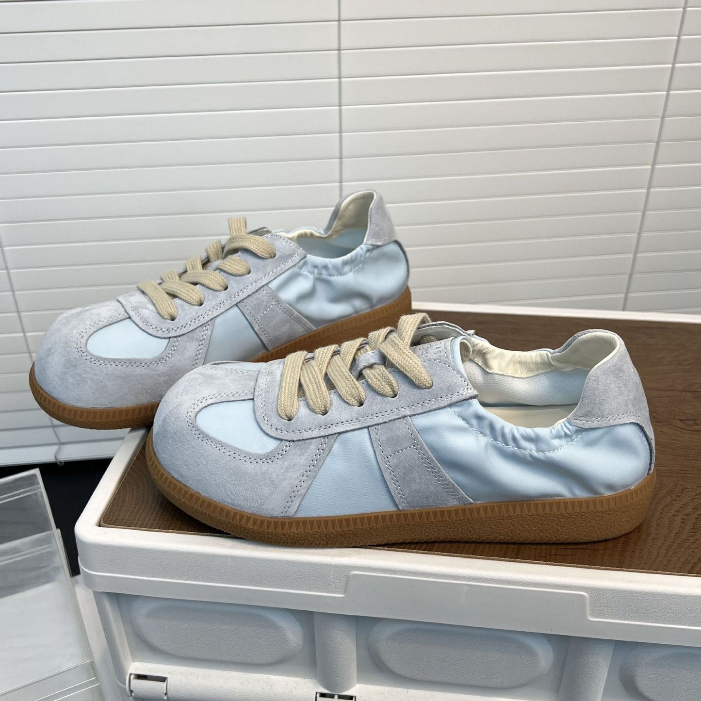 Damen Sneaker Sportlich Elegant Satin Schuhe