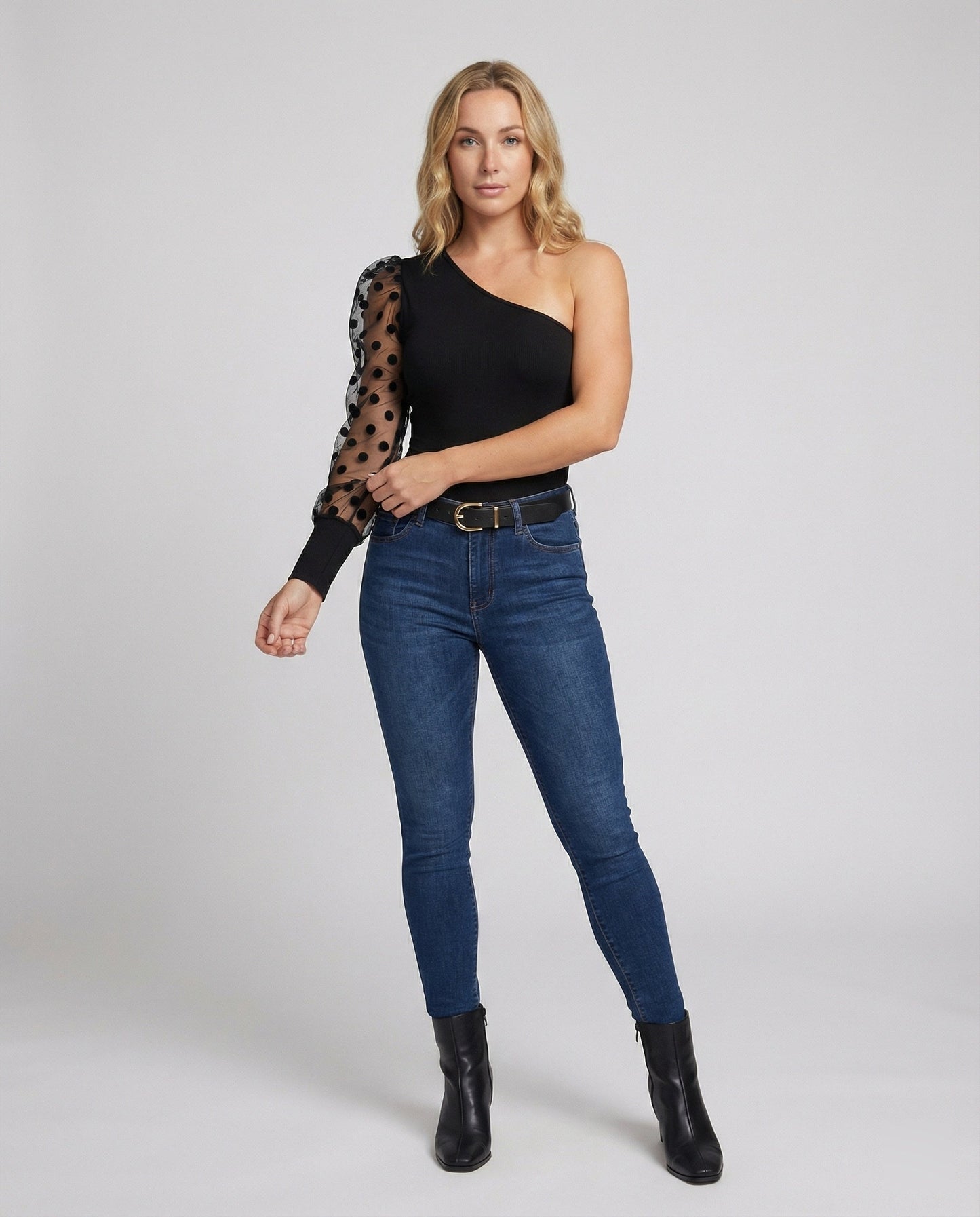 Elegantes Damen Bodysuit mit Asymmetrie und Puffärmel