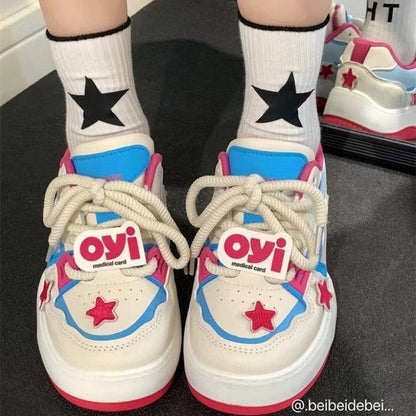 Damen Sneaker Bunt mit Sternen Applikationen