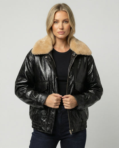 Damen Kunstleder-Bomberjacke Glänzend Teddykragen Modern - BerlinGlamour