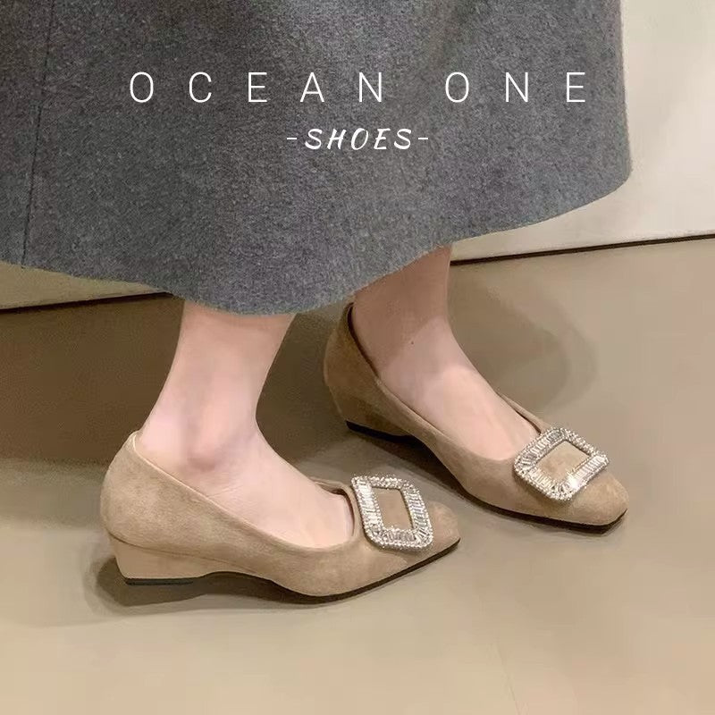 Damen Ballerinas Schimmernde Schuhe Elegant Mit Schmuckdetail - BerlinGlamour
