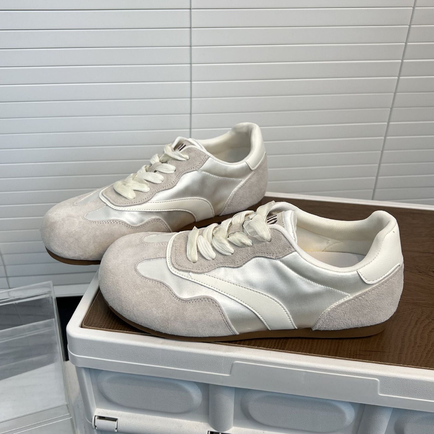 Damen Sneaker Weich Wildleder Glänzend