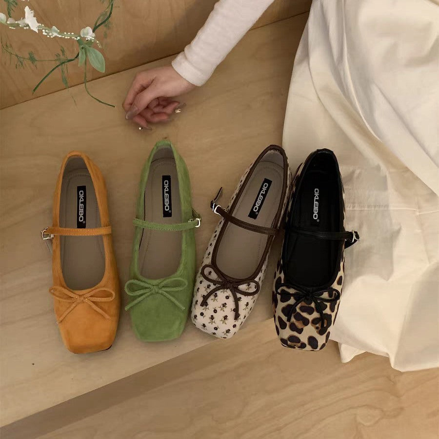 Damen Ballerinas Blumenmuster Elegant mit Riemen - BerlinGlamour