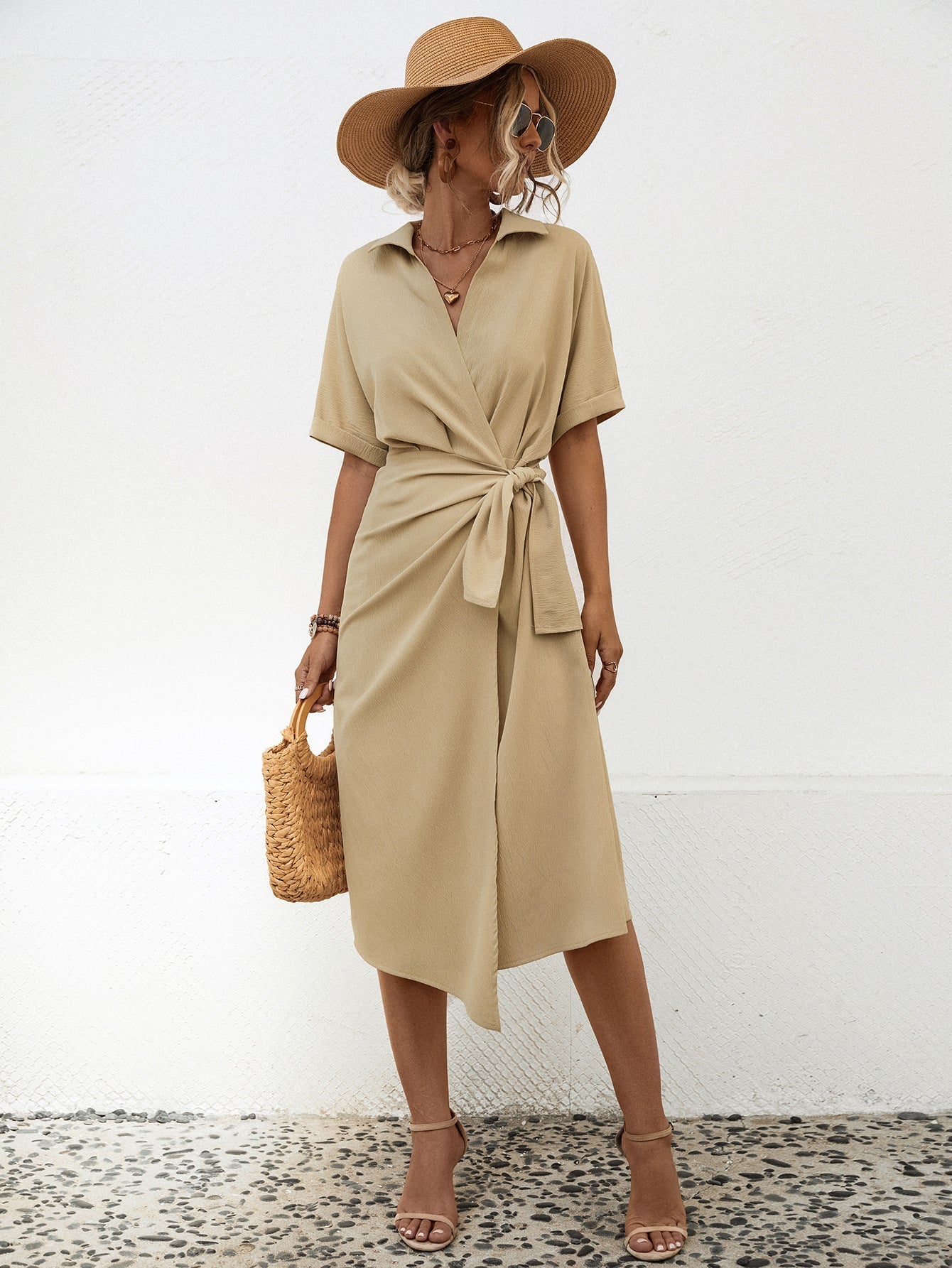 Elegantes Damen Wickelkleid mit Kragen und Gürtel