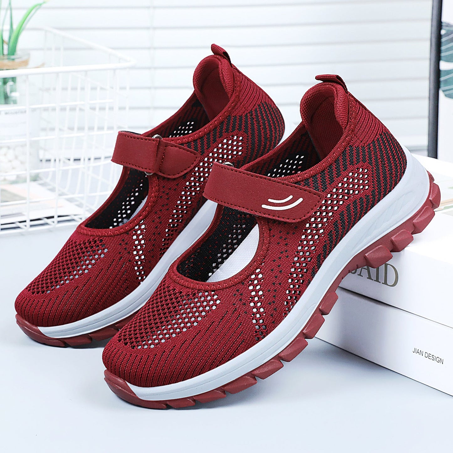 Damen Fitness-Schuhe Atmungsaktiv mit Klettverschluss Sportlich - BerlinGlamour