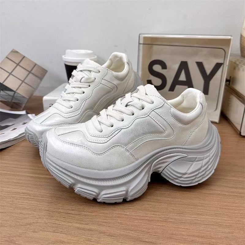 Damen Sneaker Chunky Stabil Komfortabel Weite Passform - BerlinGlamour