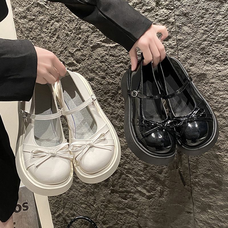 Damen Plateau-Schuhe Glänzend Schick Frauen Schuhe Heidi Stil - BerlinGlamour