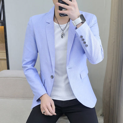 Moderne Blazer mit schmalem Schnitt und feinem Material, BerlinGlamour.