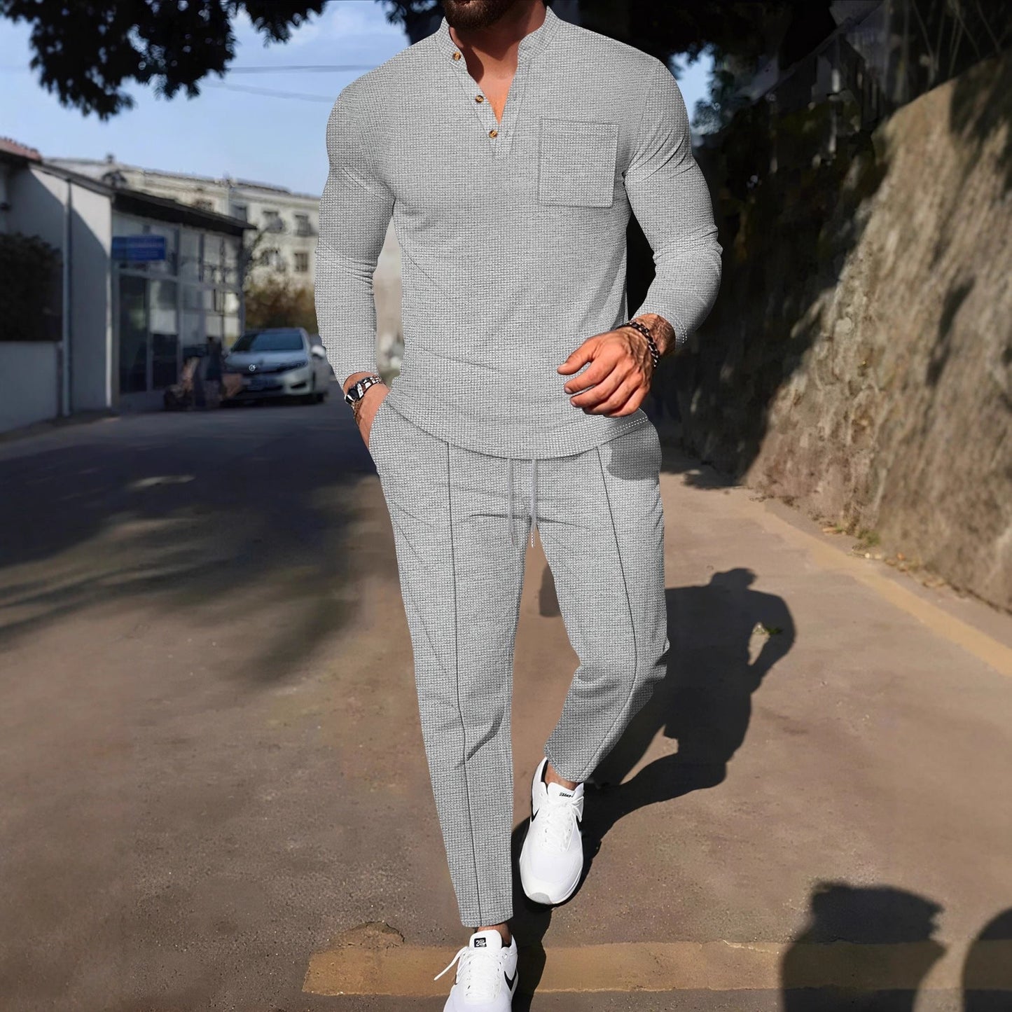 Herren Freizeitoberteil mit lässiger Sportshose Modern