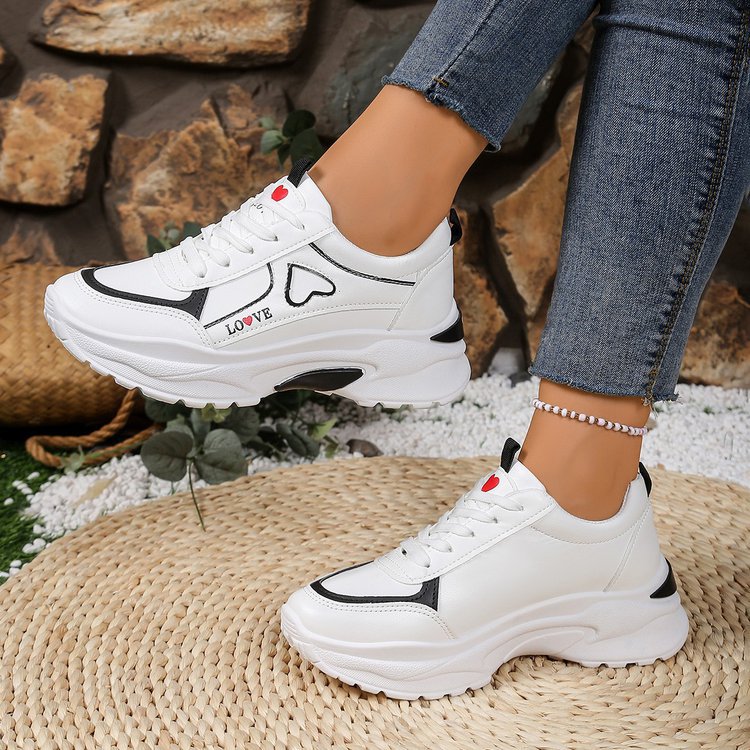 Damen Sneaker Herz-Design Weich und Bequem