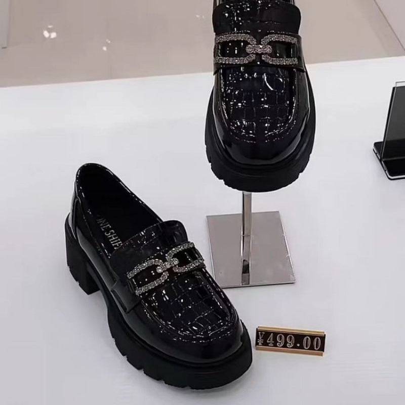 Damen Mokassins Komfortabel Schick Ketten Detail