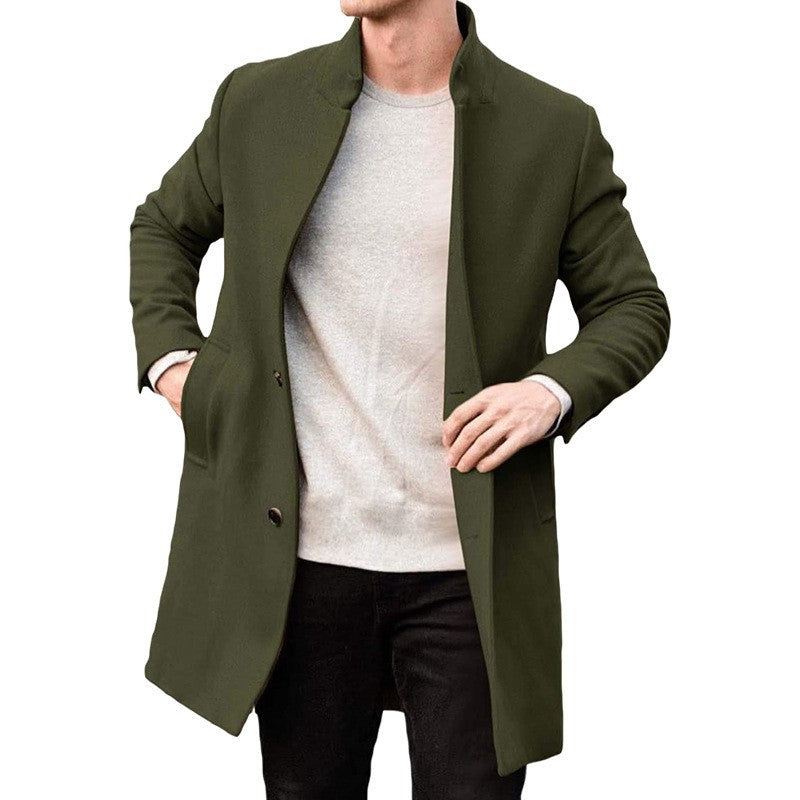 Herren eleganter Übermantel mit schlichten Knöpfen und zeitlosem Design Berlin-Glamour.