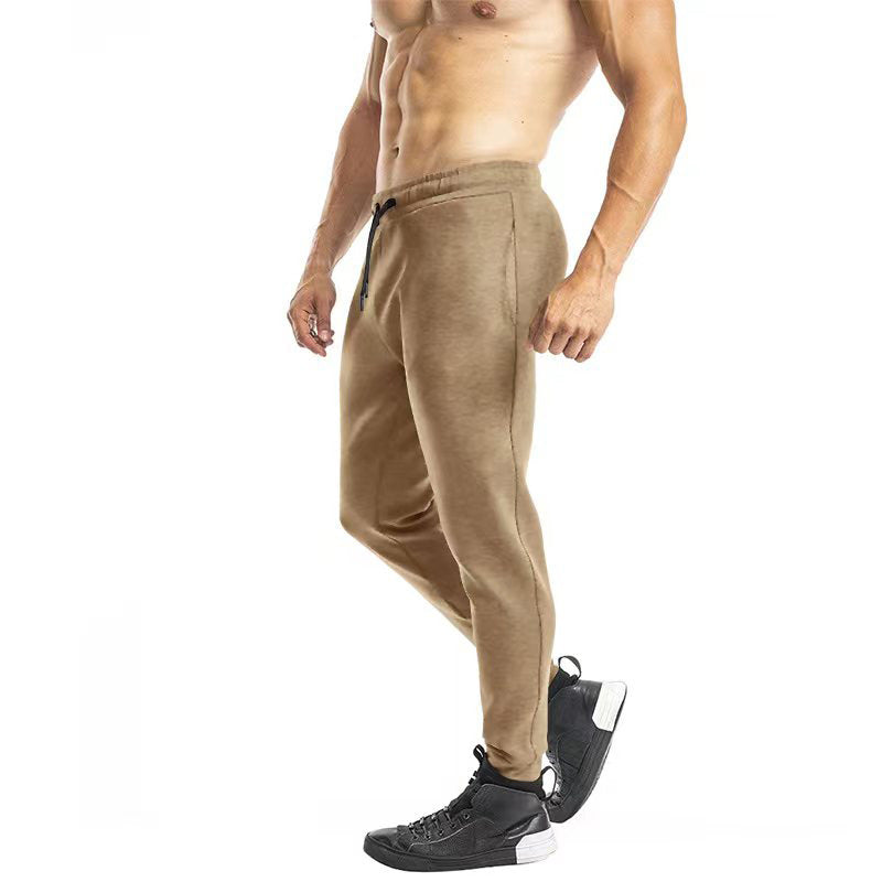 Herren Jogginghose mit modernem Schnitt und elastischem Bund.
