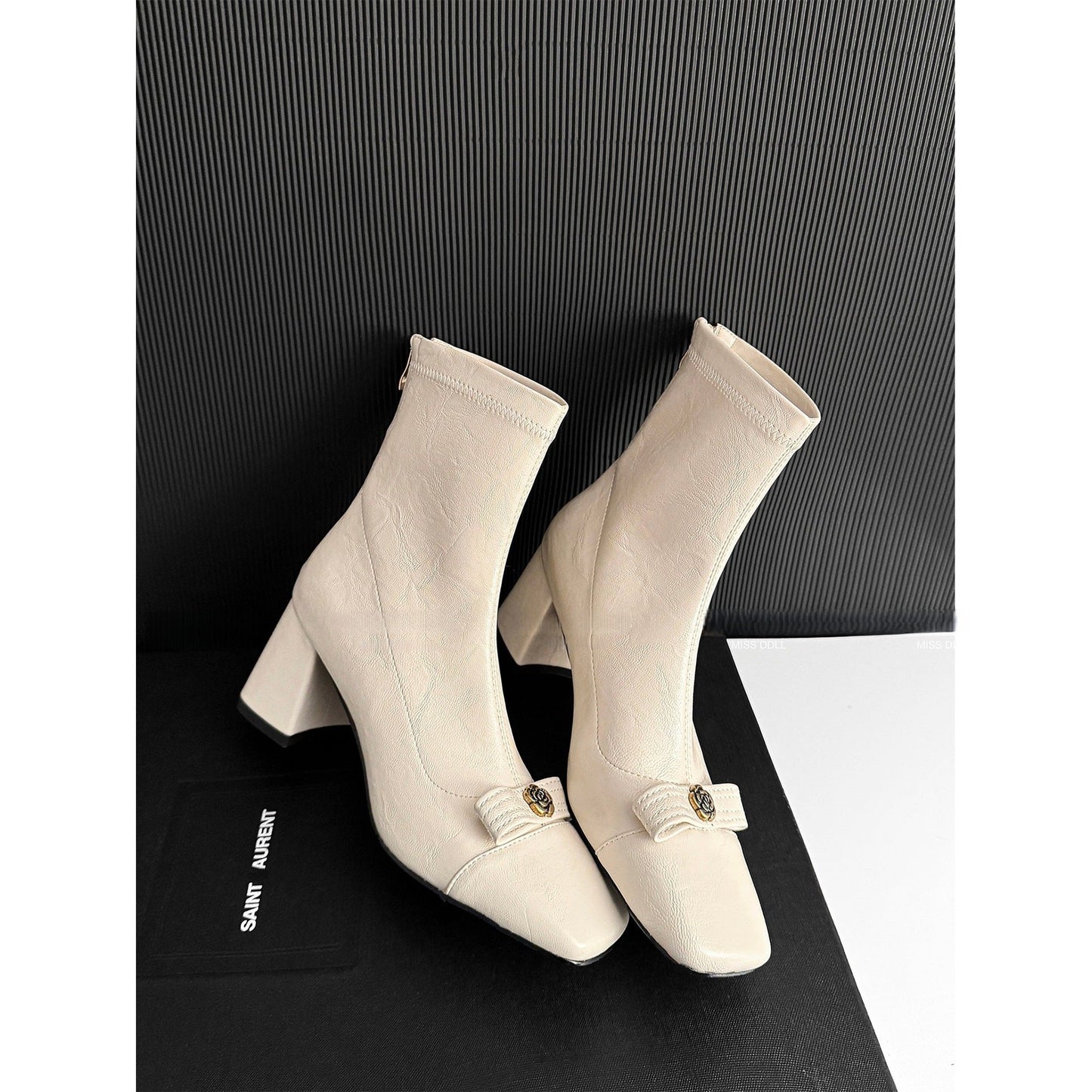 Damen Stiefeletten Elegante Schmuck Detail