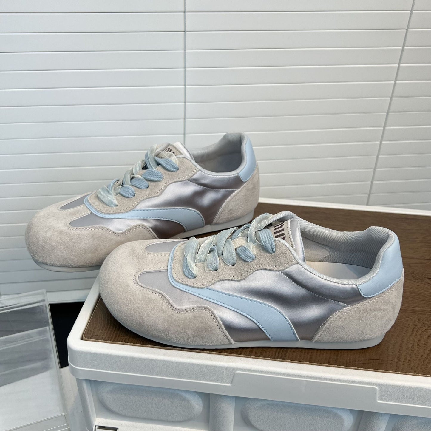 Damen Sneaker Weich Wildleder Glänzend