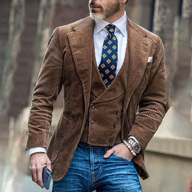 Herren Cordanzug Elegant mit Weste und Revers Modern - BerlinGlamour