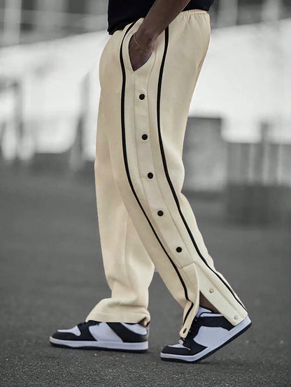 ein Beispiel für einen E-Commerce-Produktitel auf Deutsch: 

**Moderne Sportliche Laufschuhe mit seitlichen Druckknöpfen**

Dieser Titel verwendet Adjektive wie moderne,