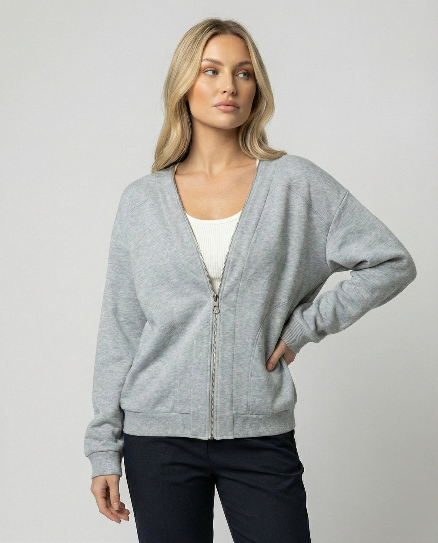 Damen Sweatjacke V-Ausschnitt Grau Kapuzenlos - BerlinGlamour