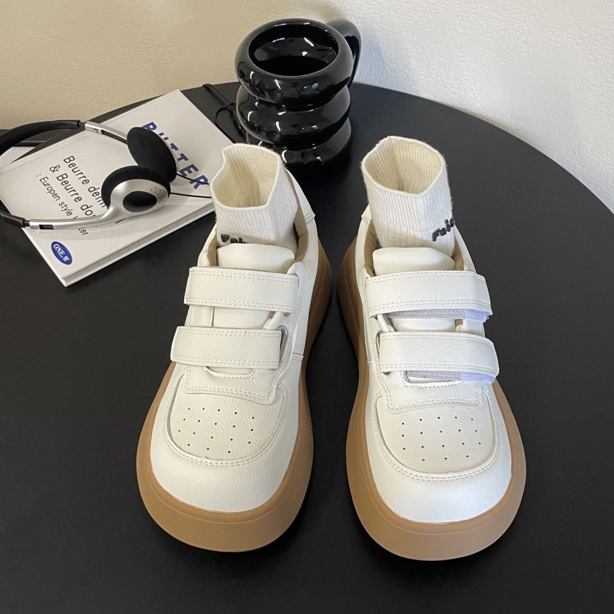 Damen Sneaker Komfortabel mit Klettverschluss Stylisch Schwarz