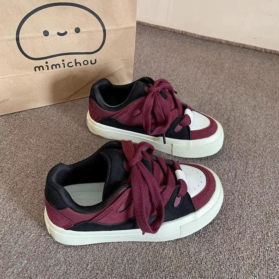 Damen Sneaker Weich Schäfchen Applikation atmungsaktiv - BerlinGlamour