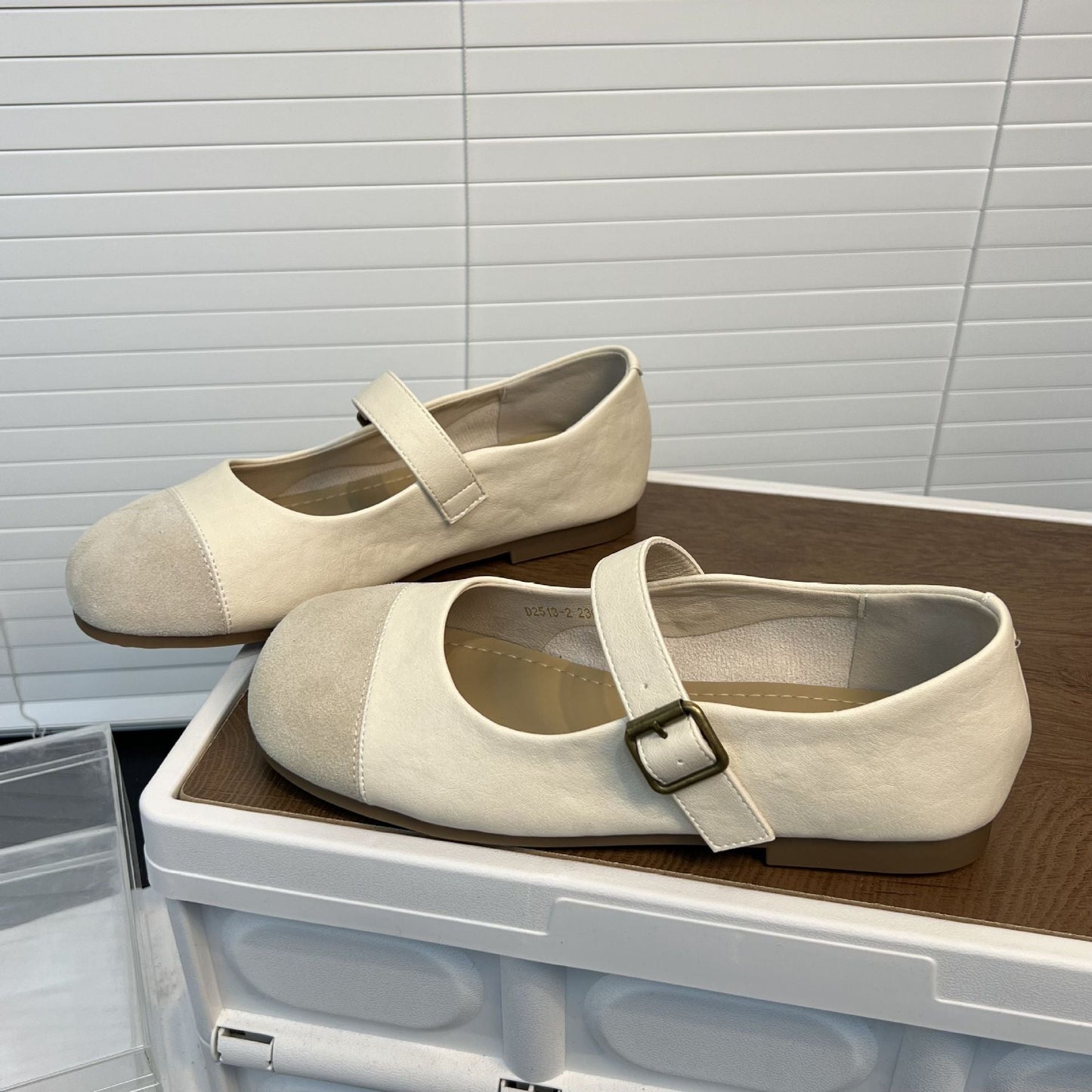 Ballerinas Damen Bequem mit verstellbarem Riemen und Weichem Innenfutter - BerlinGlamour