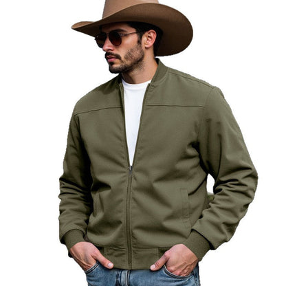 Moderne Outdoor-Beleuchtung für Damen mit praktischen und kontrastierenden Funktionen, elegante Designterle und hochwertigen Materialien.