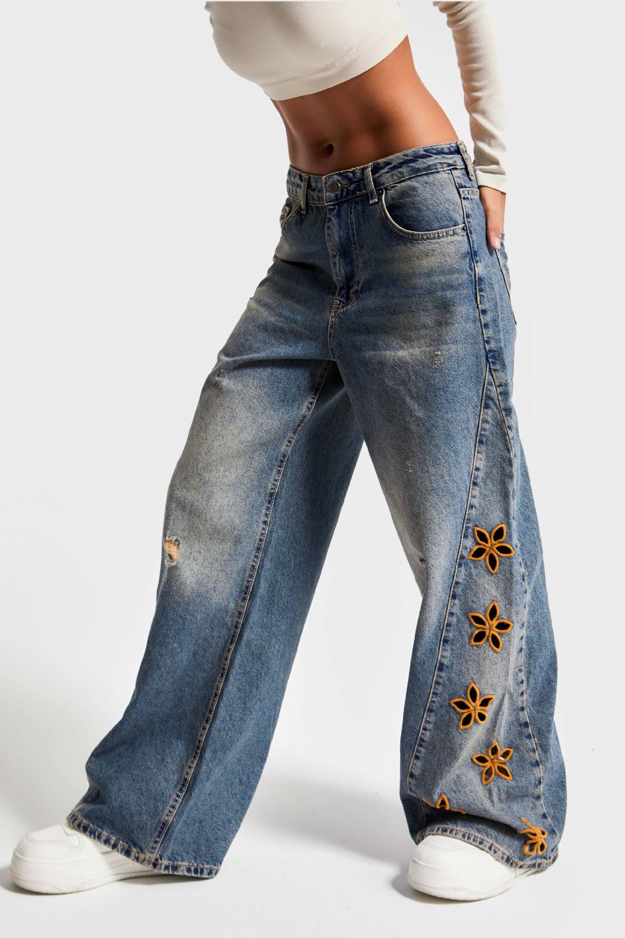 Damen Jeans Weite Bein mit Blumen Stickerei