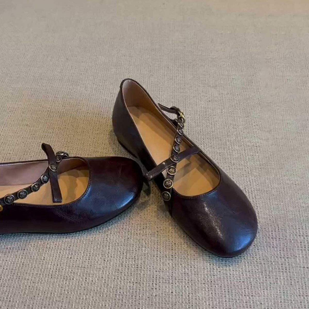 Damen Ballerina Schuhe Elegante Knöpfchen Detail