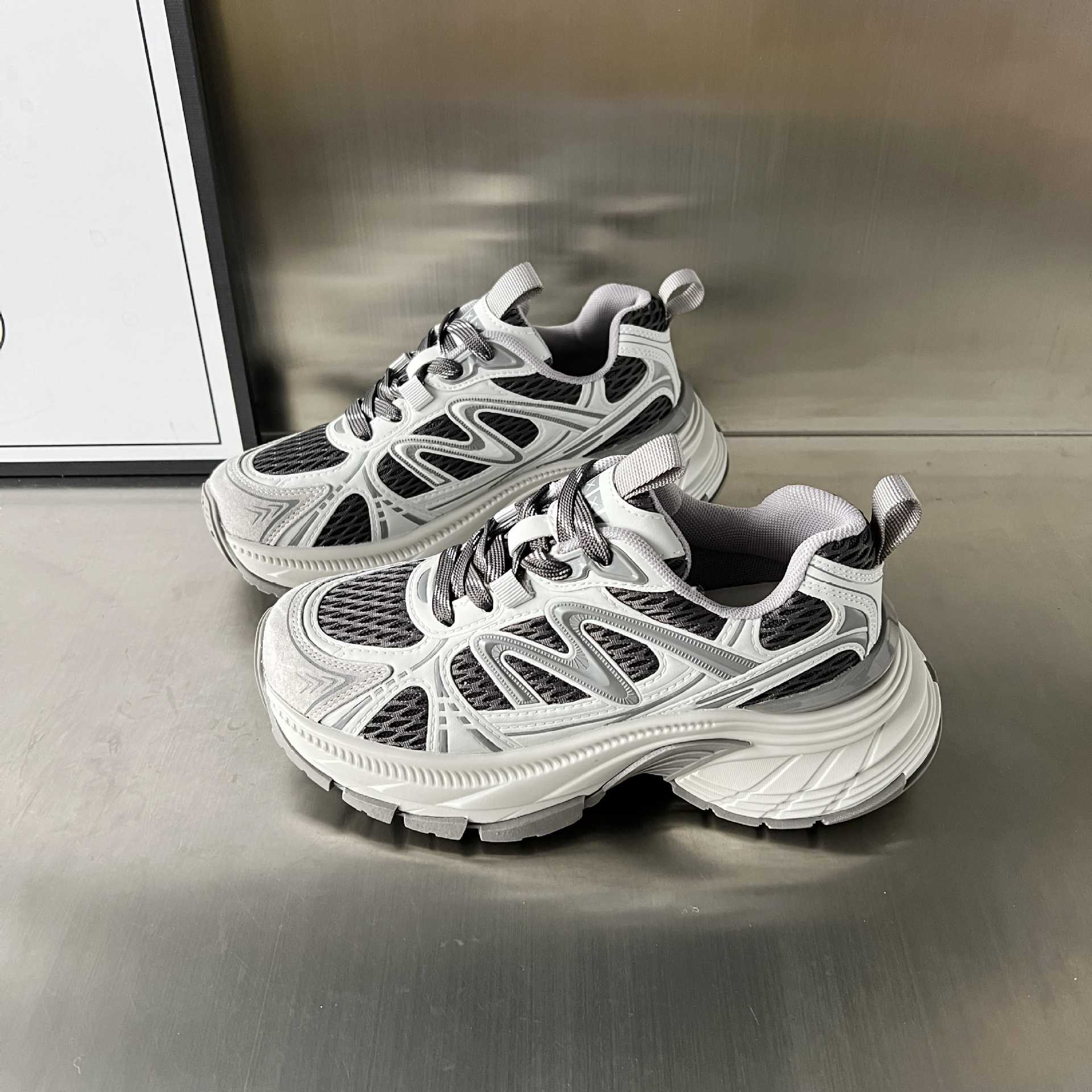 Damen Sneaker Sportlich atmungsaktiv Comfort Schuhe - BerlinGlamour