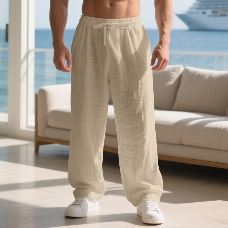 Sommerhose aus Leinen. Sie sind leicht und bieten einen optimalen Tragekomfort. Perfekt für lange Spaziergänge oder entspannte Wanderungen.