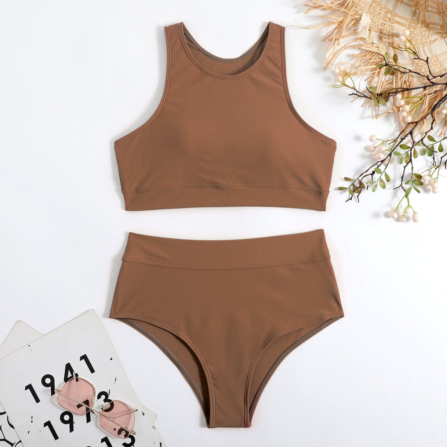 der neue Titel: Damen Sport-Bikini-Set mit Hohem Bund und Racerback-Top BerlinGlamour ist nicht der beste Titel. Ich schlage ihn um: 
Moderne Damen