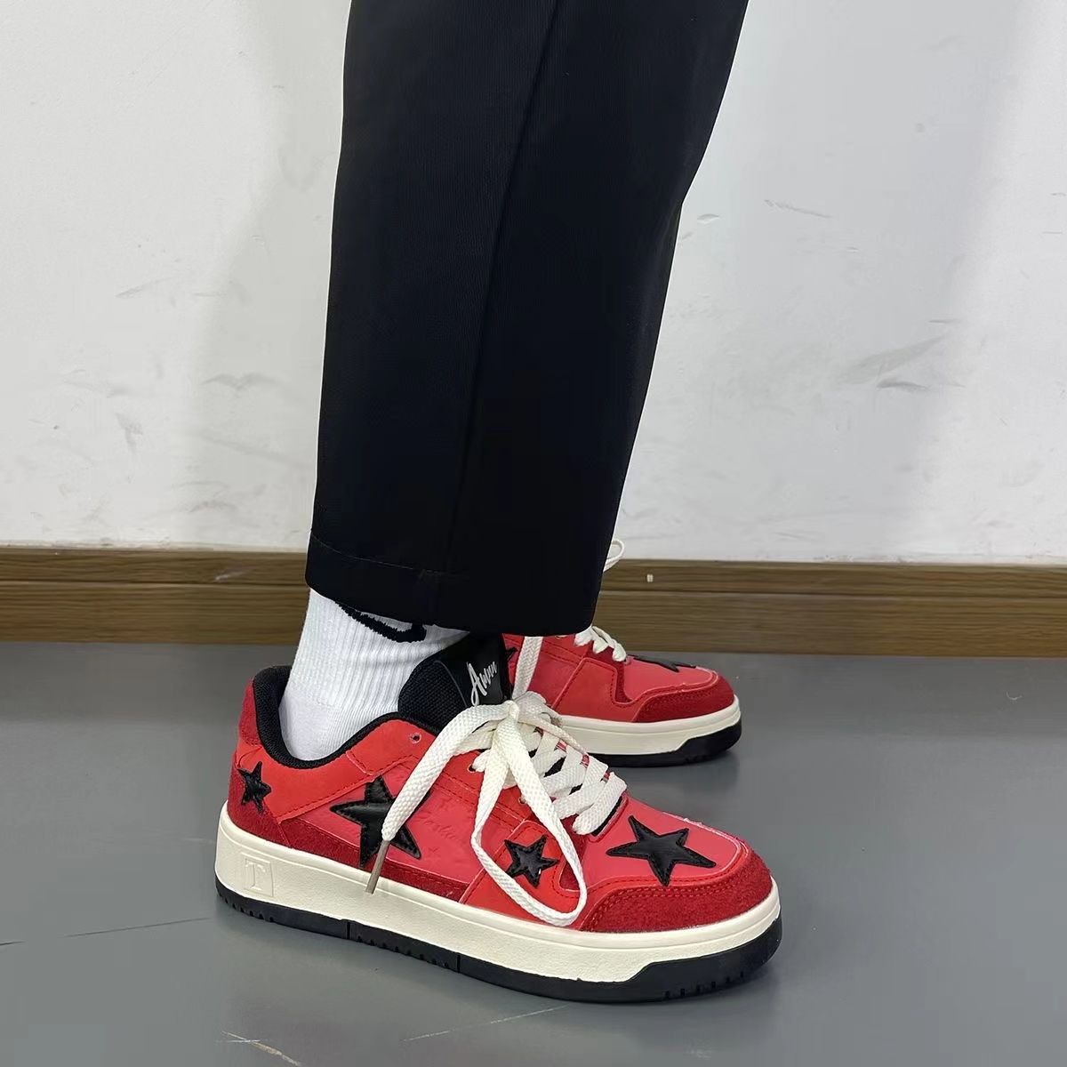 Damen Sneaker Sternen-Design Weiches Innenfutter Modisch