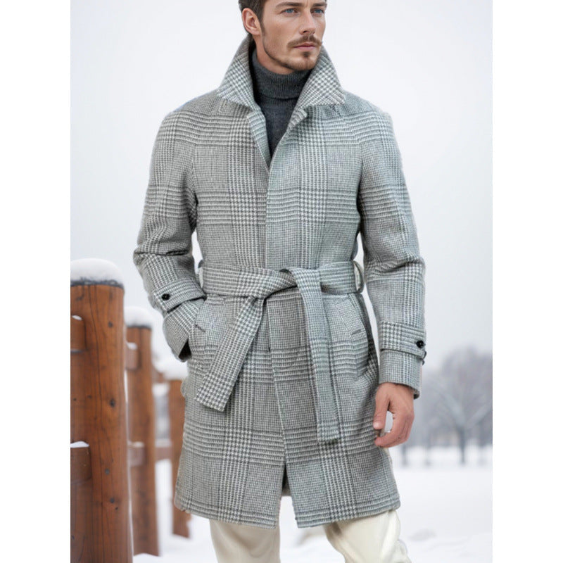 Eleganter Herren Karomantel mit Taillengürtel Modern