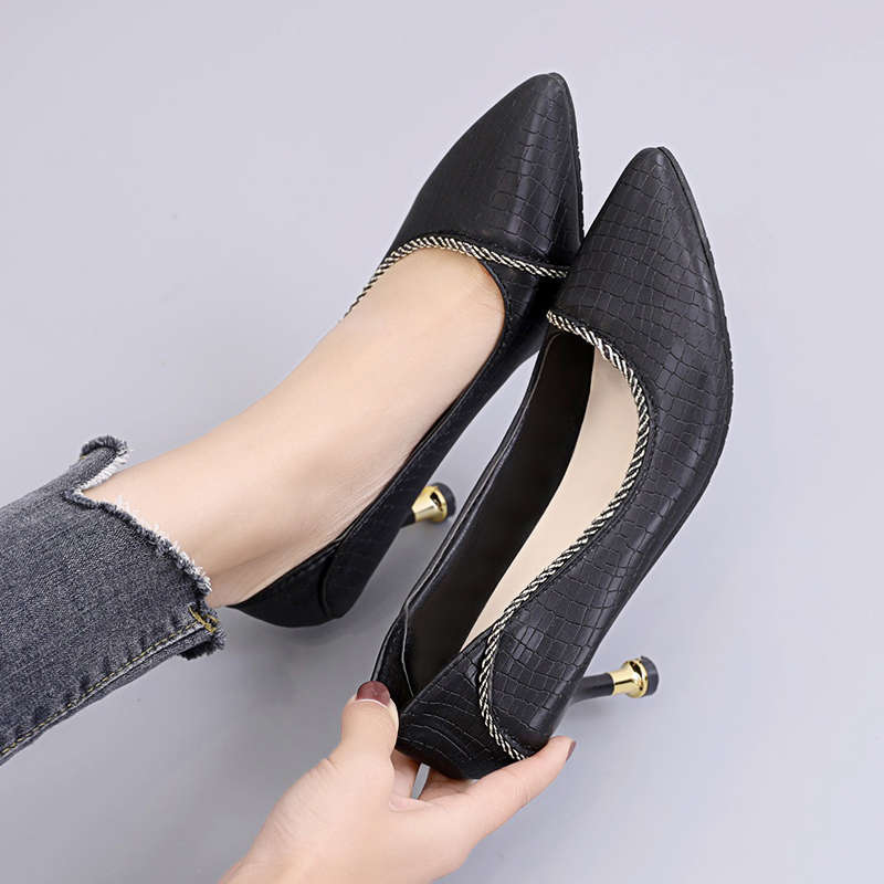 Damen Ballerinas Elegante Schuhe mit Wellenrand