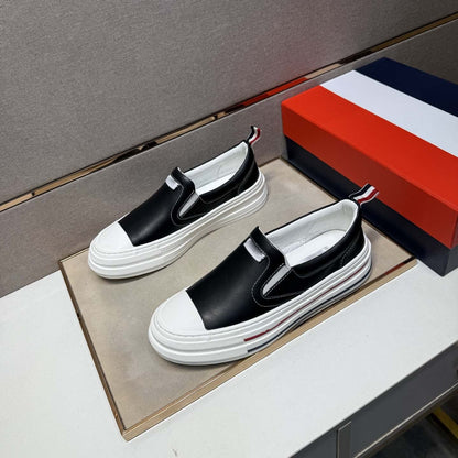 Damen Sneaker Bequem Slip-On Schuhe Sportlich Modern