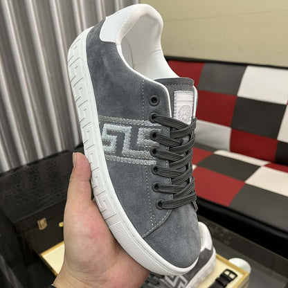 Damen Sneaker Sportlich Laufsohle Rutschfest Logo
